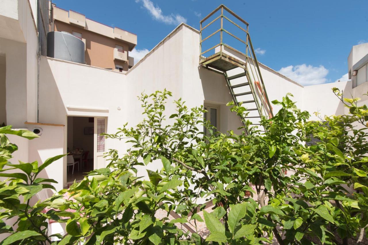 B&B Gli Ontani Trapani Exterior photo